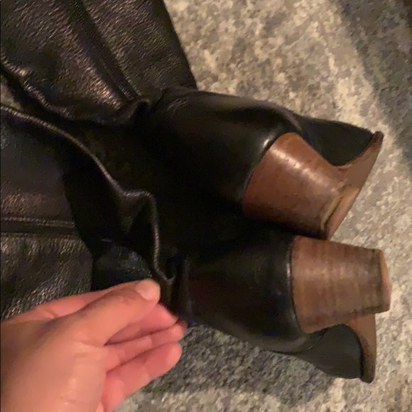 Boots - Picture 6 of 7